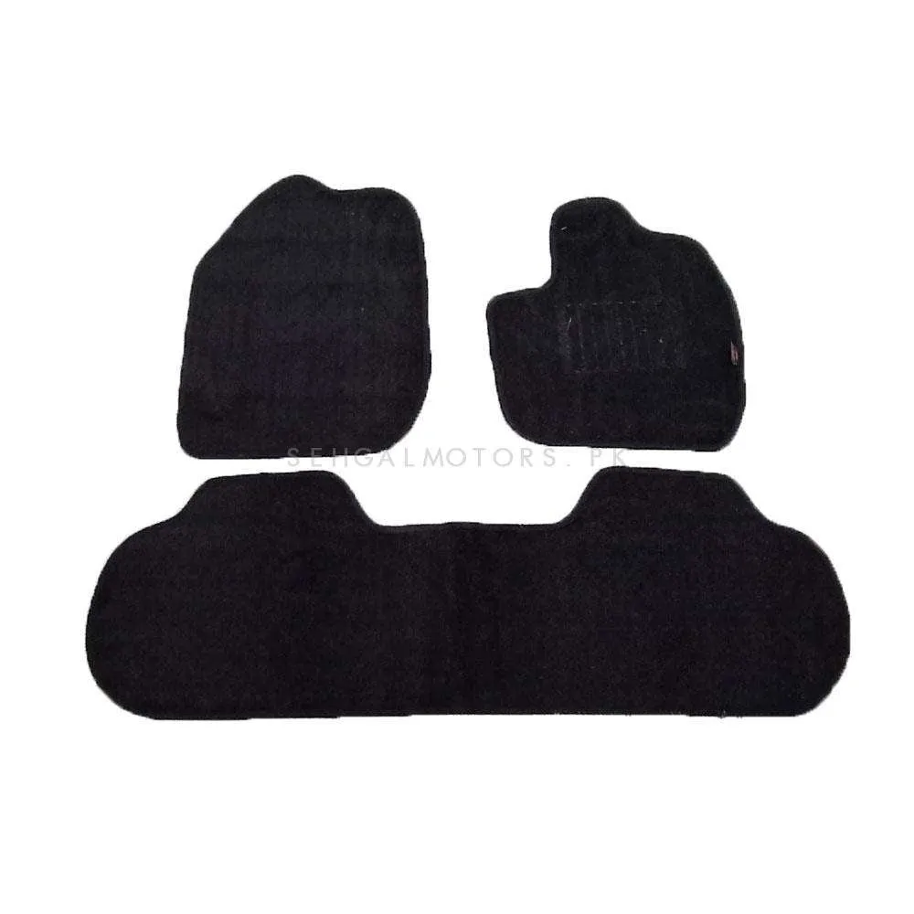 Honda Vezel Carpet Floor Mat Black Mix Design 3 Pcs - Model - 2013-2021